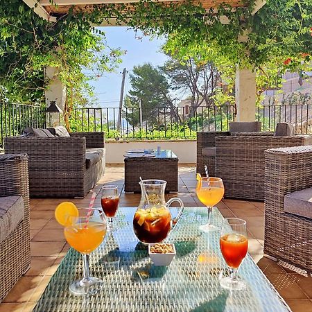 Boutique Hotel Oriola Cala de Sant Vicenc エクステリア 写真