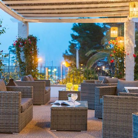 Boutique Hotel Oriola Cala de Sant Vicenc エクステリア 写真