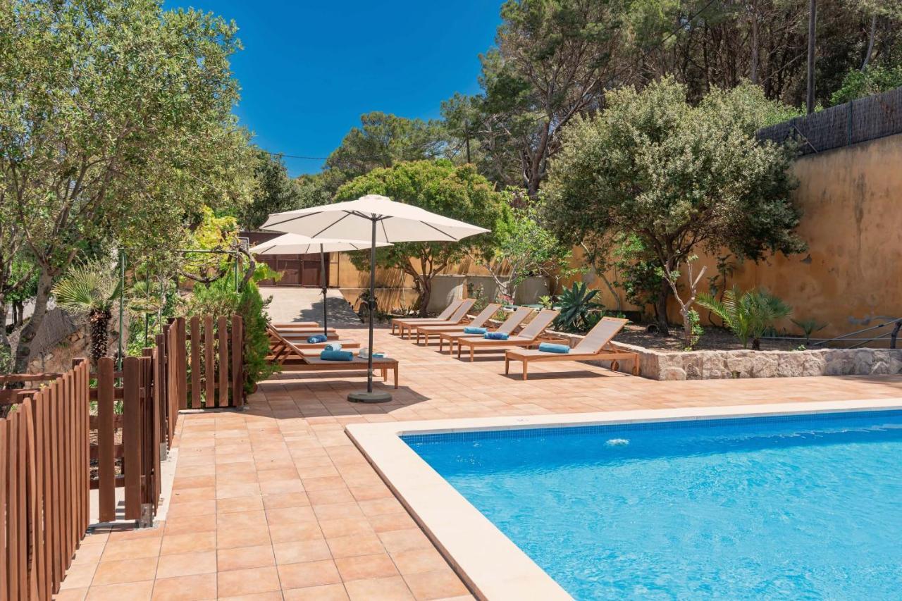 Boutique Hotel Oriola Cala de Sant Vicenc エクステリア 写真