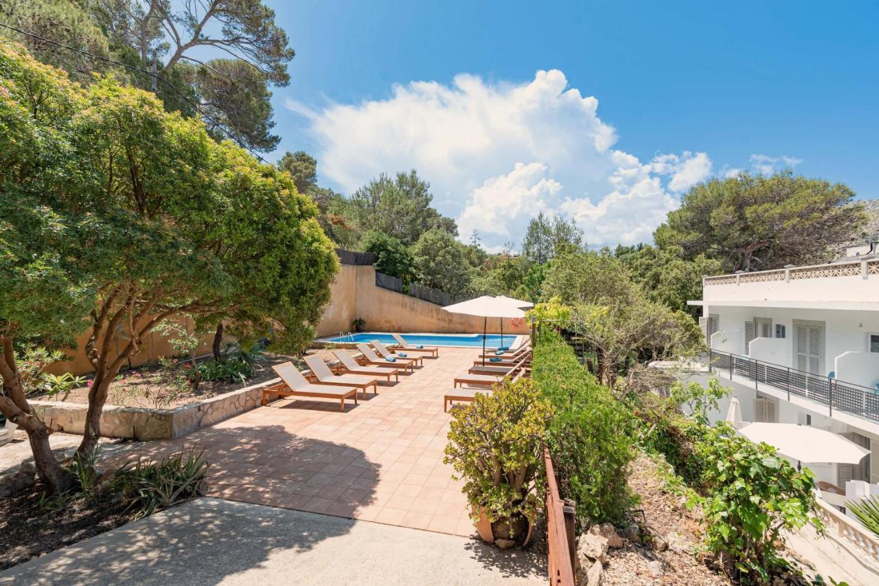 Boutique Hotel Oriola Cala de Sant Vicenc エクステリア 写真