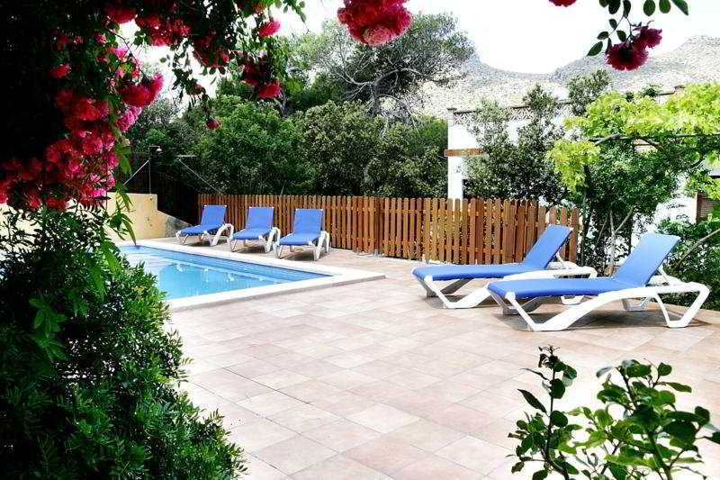 Boutique Hotel Oriola Cala de Sant Vicenc エクステリア 写真
