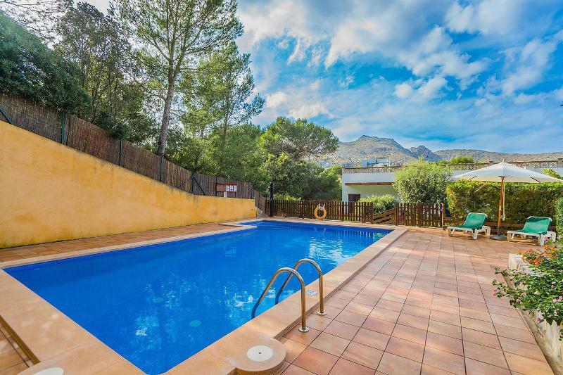Boutique Hotel Oriola Cala de Sant Vicenc エクステリア 写真