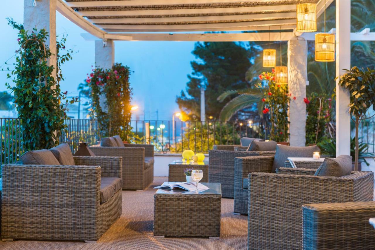 Boutique Hotel Oriola Cala de Sant Vicenc エクステリア 写真